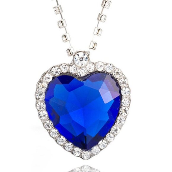 Blue Titanic Heart of the Ocean Crystal Pendant Necklace Rhinestone Jewelry - Picture 8 of 12